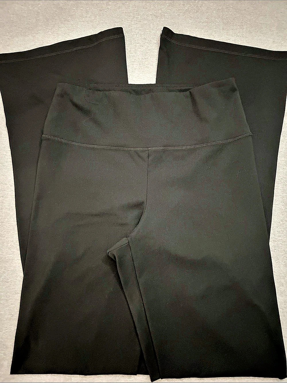 American Eagle The Everything Flare Black Leggings